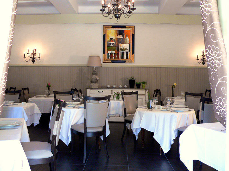 Logis Hotel Restaurant Nougier Saint-Etienne-de-Fursac Exterior photo
